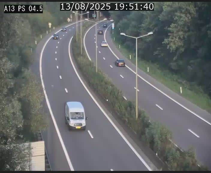 Traffic live webcam Luxembourg Differdange - A13 direction Esch-sur-Alzette - BK 4.5