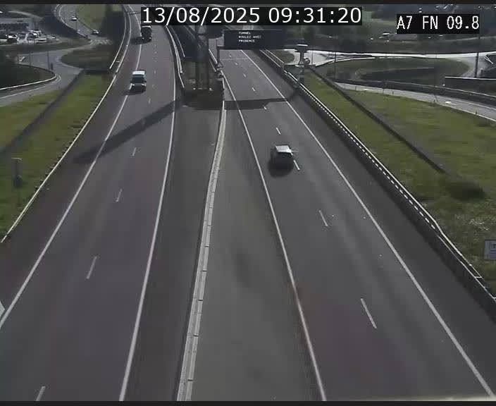 Caméra trafic Luxembourg - A7, Tunnel Gousselerbierg, sortie sud, direction rond-point Lorentzweiler (BK 9.9)