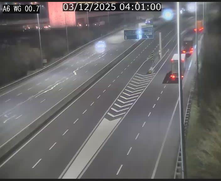 Traffic live webcam Luxembourg Croix de Cessange - A6 - BK 0.7 - direction A3 France