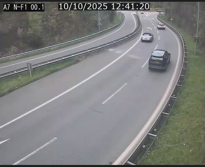 Webcam autoroute Luxembourg A7 située dans la sortie 1 Waldhof, vers la N11, avant le Tunnel Stafelter
