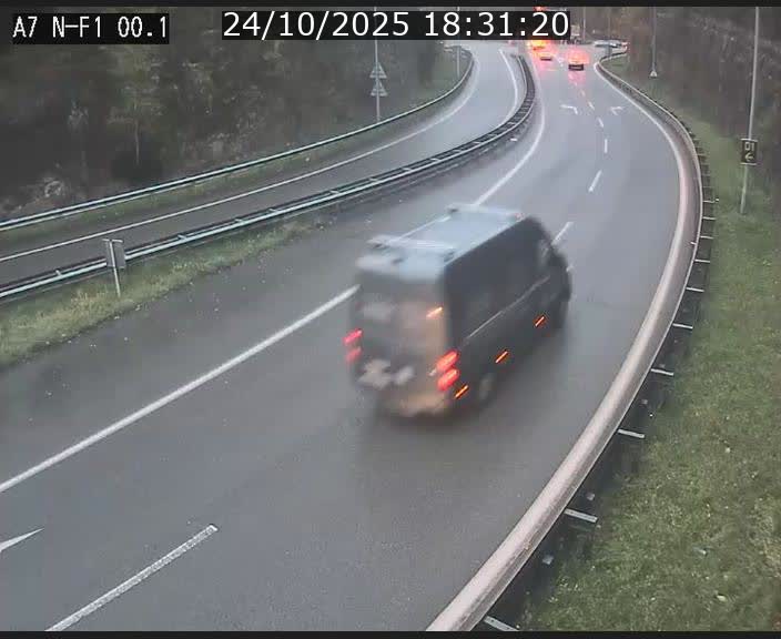 Webcam autoroute Luxembourg A7 située dans la sortie 1 Waldhof, vers la N11, avant le Tunnel Stafelter