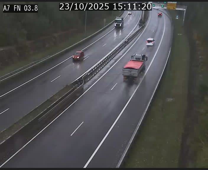 Caméra autoroute Luxembourg A7 - Passage à gibier Rëngelbour - direction Tunnel Stafelter