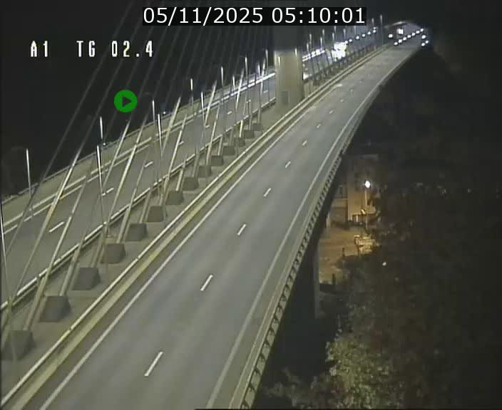Traffic live webcam Luxembourg Sandweiler - A1 direction Luxembourg-ville - BK 2.4