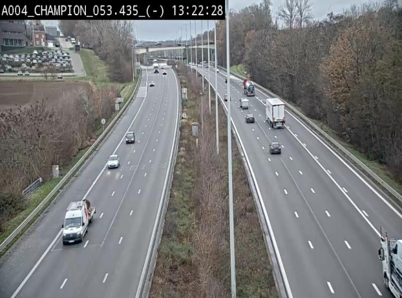 Webcam E411 à Champion, à proximité de Namur. Vue orientée vers Bruxelles
