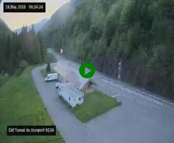 Webcam à l'entrée du tunnel du Somport, côté français, sur la N134, dans les Pyrénées, en direction de l'Espagne, à 1116 mètres d'altitude