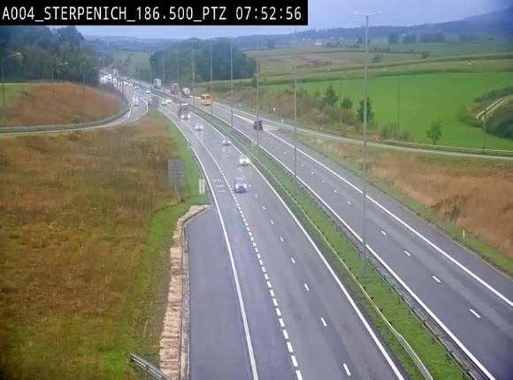 Webcam E411 à Sterpenich en Belgique près de la frontière du Luxembourg. Vue orientée vers Bruxelles