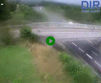 Webcam sur A84 à hauteur de Pont-Farcy, au niveau du pont autoroutier sur la Vire, au sud de Saint-Lô