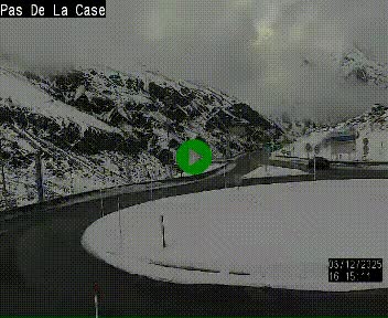 Webcam sur la N22 au niveau du poste frontière entre la France et Andorre à proximité de Pas de la Case à plus de 2000 mètres d'altitude