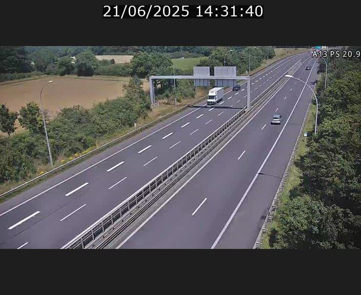 Traffic live webcam Luxembourg Croix de Bettembourg, rond-point d'Hellange - A13 direction Allemagne - BK 20.9