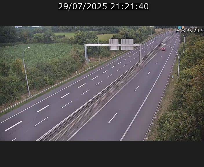 Traffic live webcam Luxembourg Croix de Bettembourg, rond-point d'Hellange - A13 direction Allemagne - BK 20.9