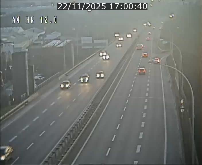 Traffic live webcam Luxembourg Jonction Foetz - A4 - BK 12.0 - direction Esch sur Alzette