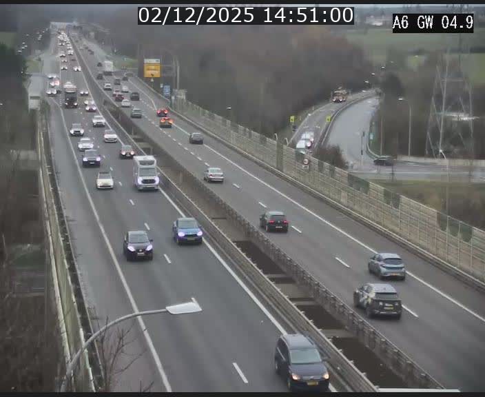Traffic live webcam Luxembourg Croix de Cessange - A6 - BK 4.9 - direction Belgique