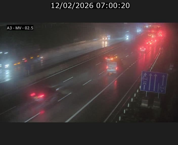 Webcam autoroute A3 au Luxembourg à proximité de la Croix de Gasperich. Vue orientée vers Luxembourg