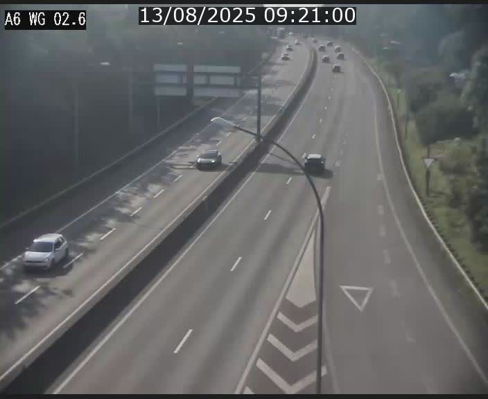 Traffic live webcam Luxembourg Croix de Cessange - A6 - BK 2.6 - direction France/Allemagne