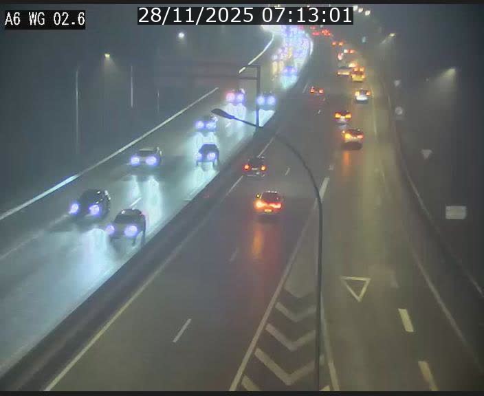 Traffic live webcam Luxembourg Croix de Cessange - A6 - BK 2.6 - direction France/Allemagne