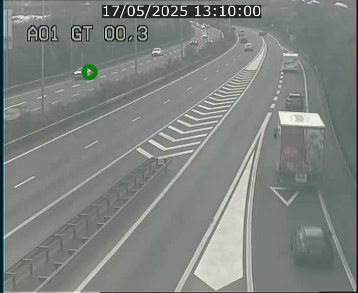 Traffic live webcam Luxembourg Croix de Gasperich - A1 direction Kirchberg - BK 0.3