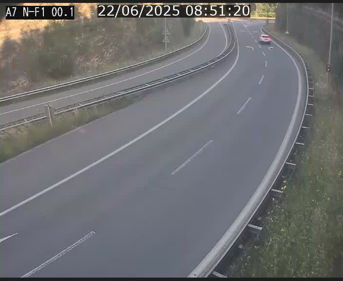 Webcam autoroute Luxembourg A7 située dans la sortie 1 Waldhof, vers la N11, avant le Tunnel Stafelter