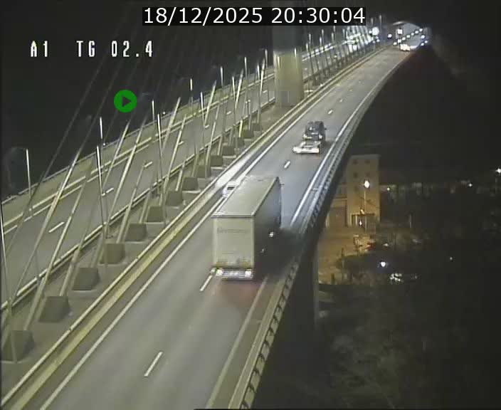 Traffic live webcam Luxembourg Sandweiler - A1 direction Luxembourg-ville - BK 2.4