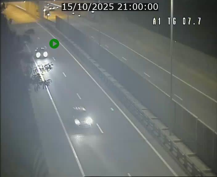 Traffic live webcam Luxembourg Kirchberg - A1 direction Luxembourg-ville - BK 7.7