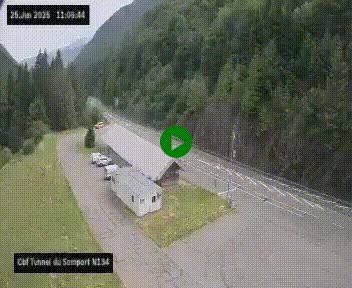 Webcam à l'entrée du tunnel du Somport, côté français, sur la N134, dans les Pyrénées, en direction de l'Espagne, à 1116 mètres d'altitude