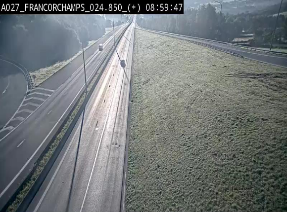 Caméra autoroutière à proximité du circuit de Spa-Francorchamps à Stavelot sur l'A27/E42