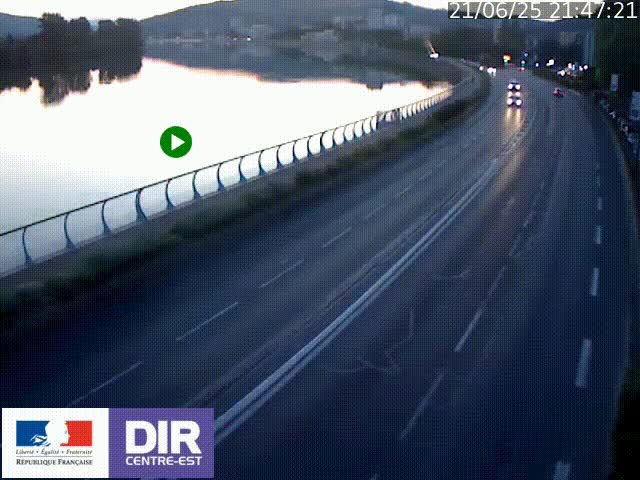 Webcam sur le quai Parjot à Vienne, aux Portes de Lyon, sur la Nationale 7, à la jonction avec le boulevard du Rhône-nord (D1407), caméra orientée vers Lyon