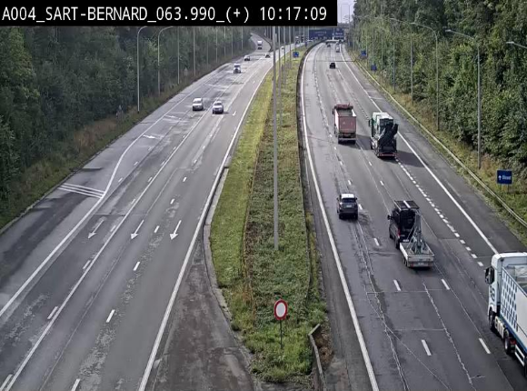 Webcam sur l'E411 à hauteur de la jonction avec la N4 à la sortie de Namur. Vue orientée vers Luxembourg