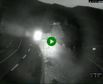 Webcam au carrefour de la croisade, à la jonction entre la N22 et la N320, avant le poste de douane franco-andorrane. Webcam à 1790 mètres d'altitude
