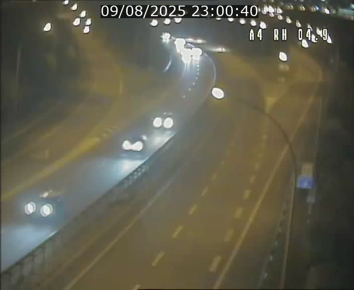 Traffic live webcam Luxembourg Leudelange - A4 - BK 4.9 - direction Luxembourg