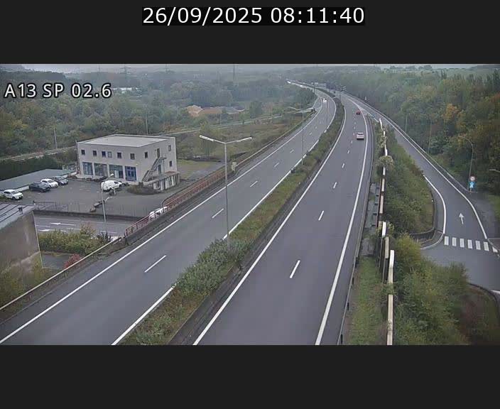 Traffic live webcam Luxembourg Sanem - A13 direction Pétange - BK 2.6