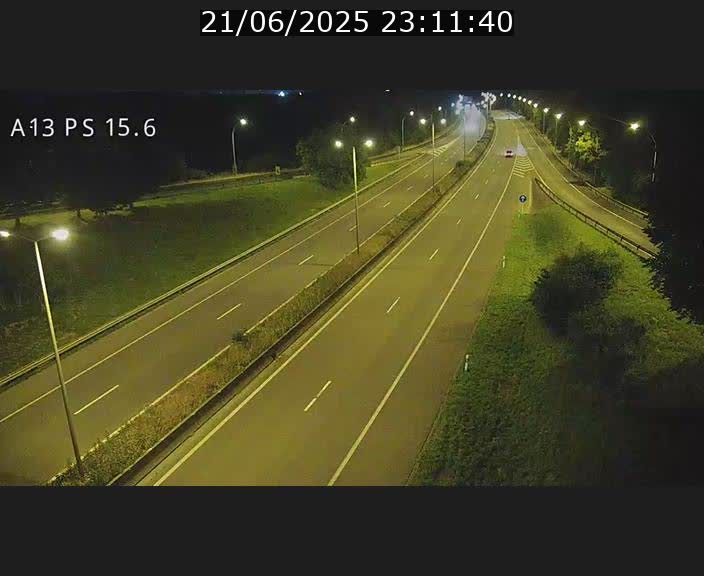 Traffic live webcam Luxembourg Kayl - A13 direction Dudelange - BK 15.6