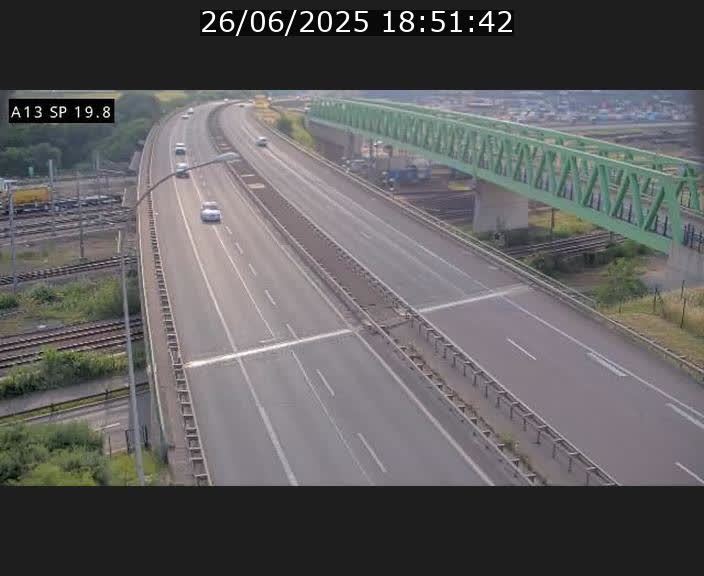 Traffic live webcam Luxembourg Croix de Bettembourg - A13 direction Esch-sur-Alzette - BK 19.8
