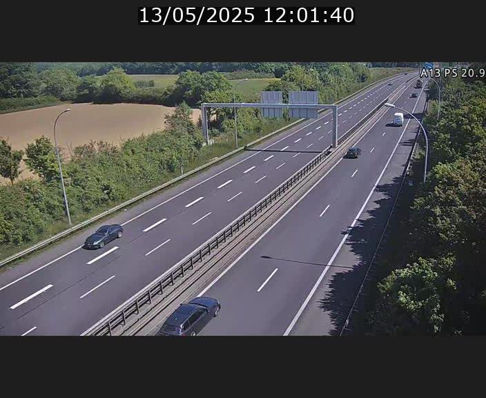 Traffic live webcam Luxembourg Croix de Bettembourg, rond-point d'Hellange - A13 direction Allemagne - BK 20.9