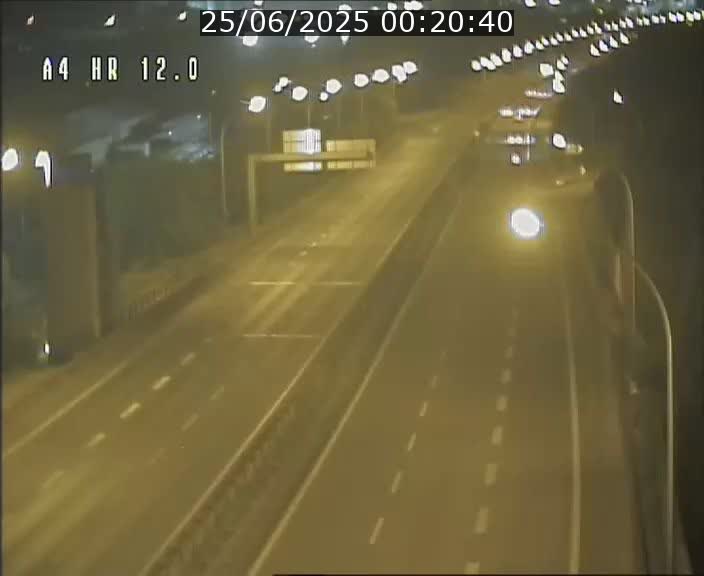 Traffic live webcam Luxembourg Jonction Foetz - A4 - BK 12.0 - direction Esch sur Alzette