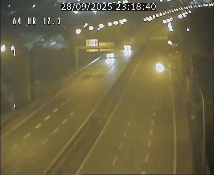 Traffic live webcam Luxembourg Jonction Foetz - A4 - BK 12.0 - direction Esch sur Alzette