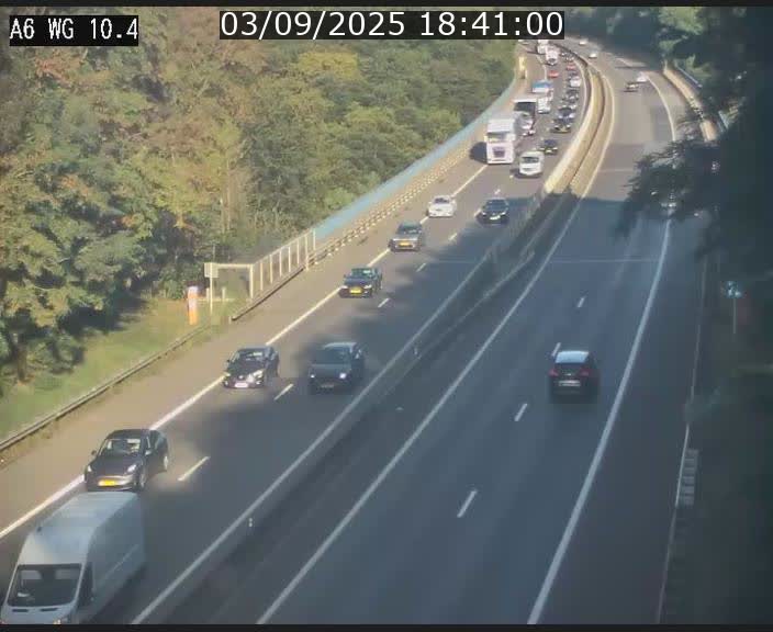 Traffic live webcam Luxembourg Mamer - A6 - BK 10.4 - direction Luxembourg/France/Allemagne