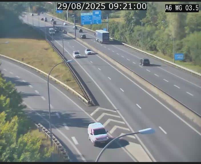 Traffic live webcam Luxembourg - Croix de Cessange - A6 - BK 3.5 - direction France/Allemagne