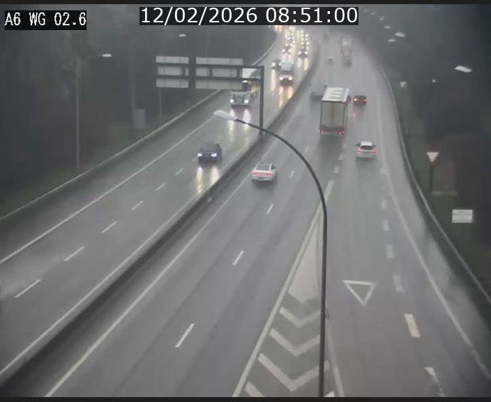 Traffic live webcam Luxembourg Croix de Cessange - A6 - BK 2.6 - direction France/Allemagne