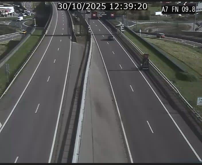Caméra trafic Luxembourg - A7, Tunnel Gousselerbierg, sortie sud, direction rond-point Lorentzweiler (BK 9.9)