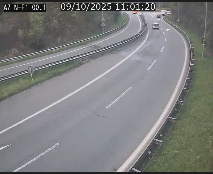 Webcam autoroute Luxembourg A7 située dans la sortie 1 Waldhof, vers la N11, avant le Tunnel Stafelter