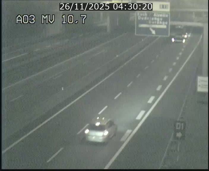 Traffic live webcam Luxembourg Croix de Bettembourg - A3 - BK 10.7 - direction France