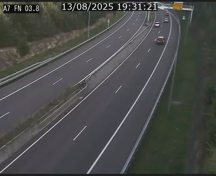 Caméra autoroute Luxembourg A7 - Passage à gibier Rëngelbour - direction Tunnel Stafelter