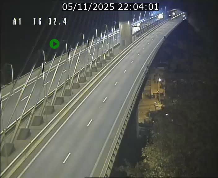 Traffic live webcam Luxembourg Sandweiler - A1 direction Luxembourg-ville - BK 2.4