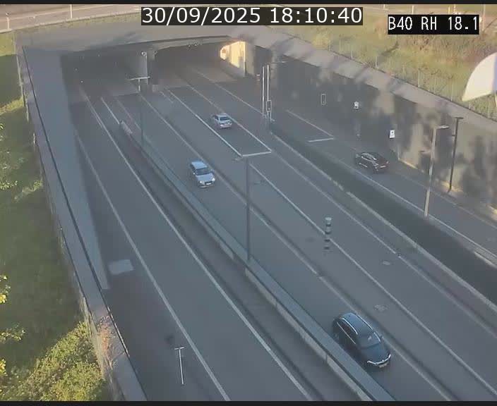Webcam sur la route de contournement d'Esch-Belval avant le tunnel Central Gate au niveau de la porte de France et du radar fixe