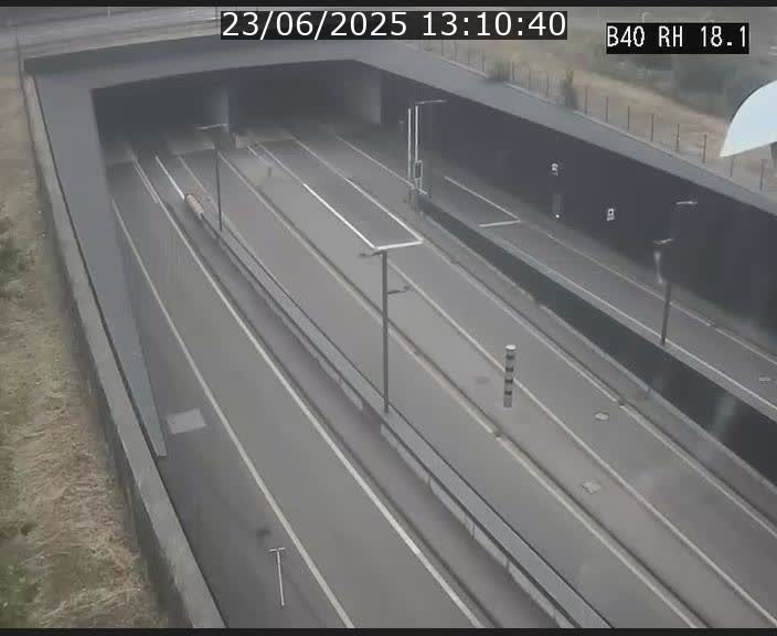 Webcam sur la route de contournement d'Esch-Belval avant le tunnel Central Gate au niveau de la porte de France et du radar fixe