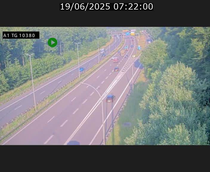 Traffic live webcam Luxembourg Senningerberg - A1 direction Luxembourg Kirchberg - BK 10.3