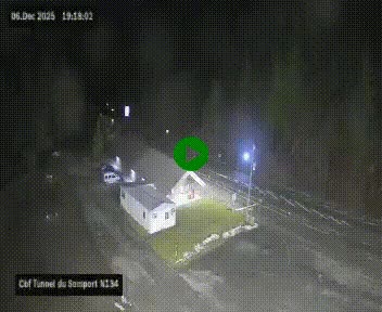 Webcam à l'entrée du tunnel du Somport, côté français, sur la N134, dans les Pyrénées, en direction de l'Espagne, à 1116 mètres d'altitude