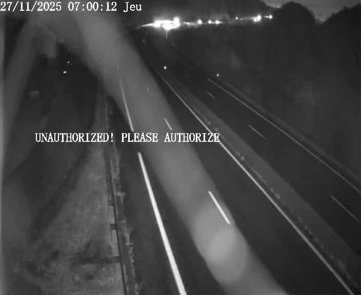 Webcam sur la D910 située dans la Côte des 4 vents. Vue orientée vers le bas, vers Saint-Avold.