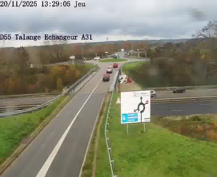 Webcam sur la D55 à Talange au niveau du pont surplombant l'A31 (sens droite-gauche vers Luxembourg). Vue orientée vers Ay-sur-Moselle.