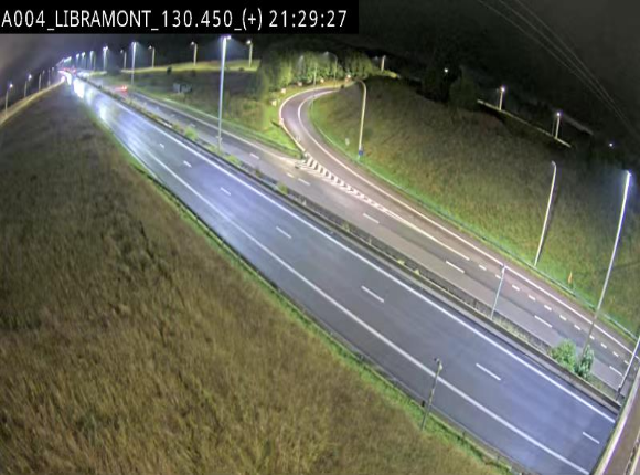Webcam à Libramont sur l'E411 à la jonction avec la N89 menant vers Bouillon et la France. Vue orientée vers Arlon